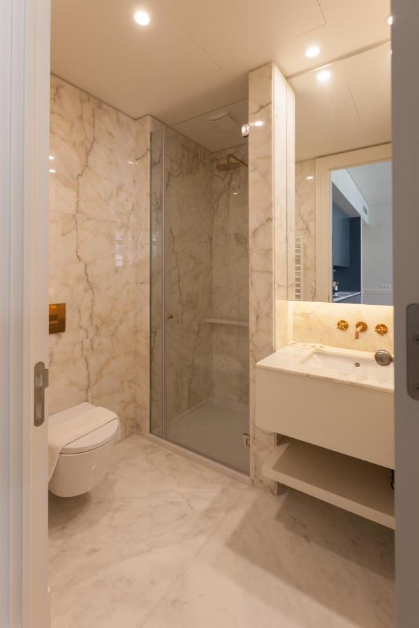 Flh Praca Rossio Bright Apartment Lisbon Luaran gambar