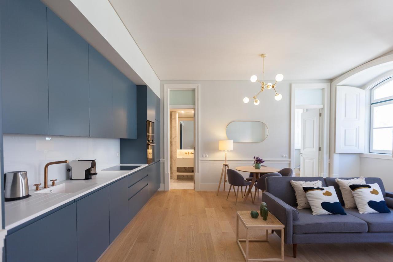 Flh Praca Rossio Bright Apartment Lisbon Luaran gambar